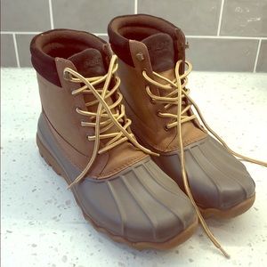 Worn once.  Men’s Sperry duck boots